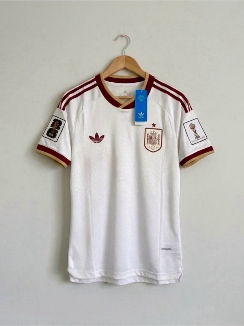 Spain 2026 Fan Version Away Jersey Size Medium